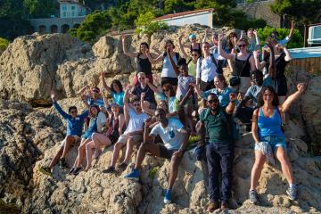 Marseille : un programme international réunit des jeunes engagés pour l’environnement lors du Congrès Mondial de la Nature