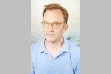 "Après plusieurs années d'activité en tant que religieux puis prêtre, ma soif de liberté m’a fait désirer devenir entrepreneur"