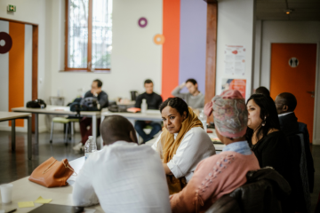 L’accompagnement des entrepreneurs réfugiés : deux incubateurs The Human Safety Net (fondation Generali) x La Ruche 