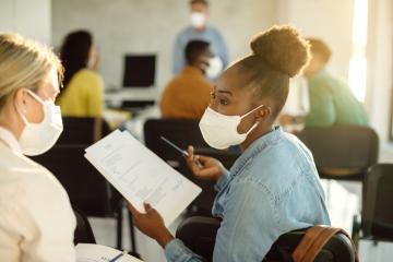 La Fondation CNP Assurances soutient cinq nouveaux projets dans  sa lutte contre les inégalités sociales de santé et poursuit son  action pour sauver des vies. Crédit photo : iStock.