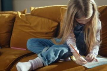 CAMELEON lance sa campagne « #LePartage » pour alerter les parents sur les risques de détournement d’images de leurs enfants publiées sur Internet. Crédit photo : DR.