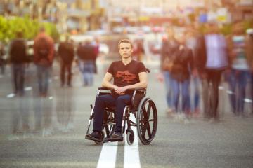 Qu'en est-il de l'accessibilité des lieux culturels aux personnes handicapées ? 