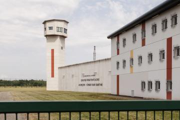 Prison : accompagner la réinsertion des détenus dans la durée