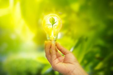 CNP Assurances rejoint la démarche EcoWatt et s’engage à diminuer de 30 % entre 2022 et 2023 la consommation d’électricité de ses locaux en France. Crédit photo : iStock.