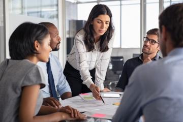 Parité dans l'ESS : des entreprises deviennent exemplaires. Crédit : iStock