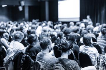 Antoine Sire, directeur de l’engagement de BNP Paribas « L’impact est au cœur des stratégies d’investissement et de financement que nous déployons ». Crédit photo : kasto80 / iStock.