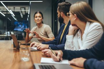 ESUS : entreprise sociale d'utilité solidaire. crédit : iStock