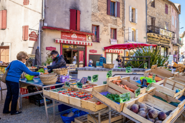 L’économie sociale et solidaire, acteur clé de la dynamisation des territoires - Crédit photo : iStock