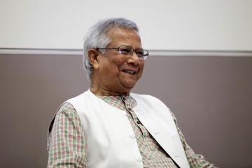 Le Yunus Centre de MBS et le Groupe TRIAL lancent la 1ʳᵉ édition du Prix Social Business