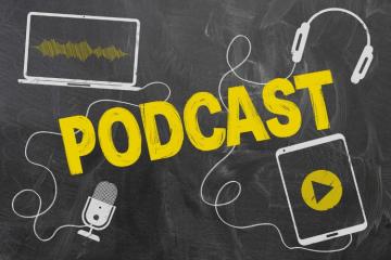 Les podcasts de l'été. Crédit : iStock