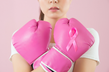 Le cancer du sein entraîne près de 12 100 décès chaque année. Détecté tôt, il guérit dans 9 cas sur dix. Crédit: iStock