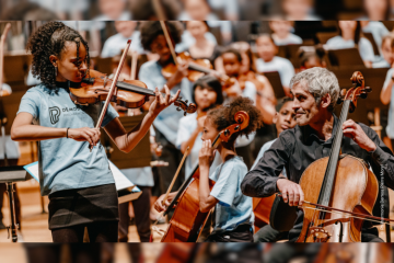 La philharmonie s'invite dans les quartiers : la Fondation groupe EDF soutient le programme Démos pour démocratiser l’accès à la musique