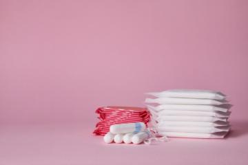 Impact Take publie un rapport qui s'intéresse notamment à la mesure d'impact des structures qui luttent contre la précarité menstruelle. Crédit : Erstuiostok- iStock.