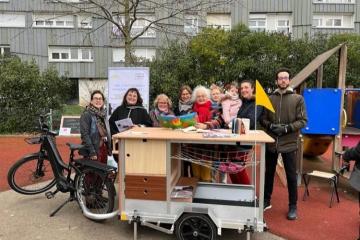 Inauguration du biblio-vélo électrique