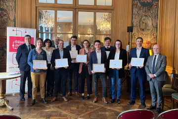 Remise des prix Impact + par le réseau Initiative France et la Banque de France. Crédit : Camille Dorival. 