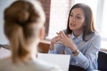 CNP Assurances obtient 100 /100 à l’index 2023 égalité femmes-hommes et dépasse les objectifs gouvernementaux pour la féminisation des instances dirigeantes. Crédit photo : iStock.