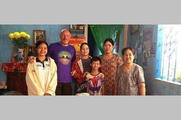 Michaël, parrain au Vietnam, raconte sa première rencontre avec sa filleule 1125