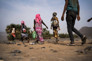 Comprendre et aider les mères migrantes