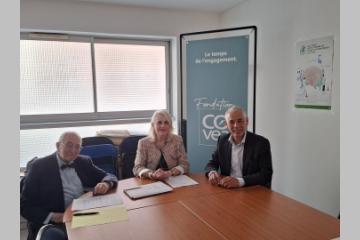 De gauche à droite : Ramiro Riera, Président de GMF Solidarité - Fonds d’Entraide de GMF ; Pr Brigitte Perrouin-Verbe, Présidente de l’IRME ; Laurent Tollié, Président de la Fondation Covéa