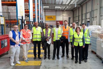 Des députés de la Délégation aux Outre-Mer visitent l’Entrepôt Solidaire de la Fondation CMA CGM