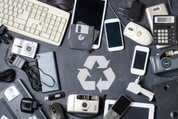 Réemploi : pourquoi les acteurs solidaires reconditionnant nos appareils électriques sont en difficulté 
