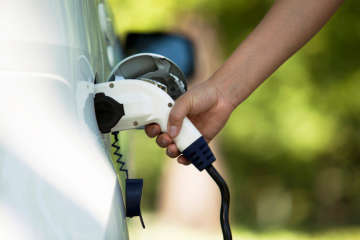 Décarbonation « juste » de la filière automobile : des ONG et la CFDT partagent leur vision commune 