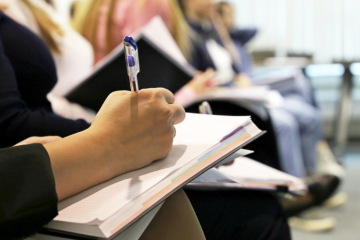 Entreprises et grandes écoles : relations fructueuses ou liaisons dangereuses ?  