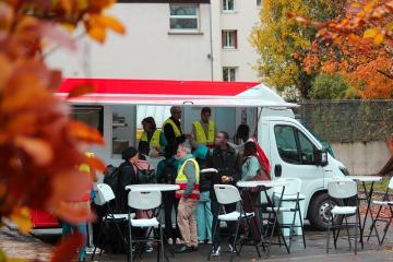 Un Food Truck pour les étudiants en précarité à Sceaux : un souffle de solidarité de l'Ordre de Malte France