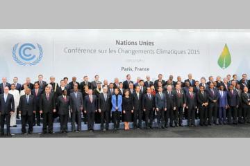 Photo des chefs d’État après la signature de l’Accord de Paris en 2015. 