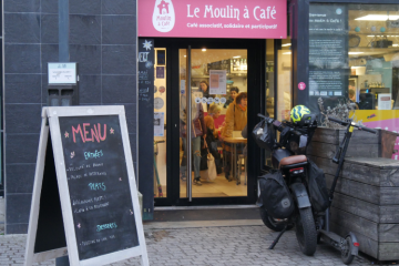 L’idée du café lieu a germé au sein de l’association Urbanisme et démocratie, dont le but est de faire participer les habitants à la vie de quartier. Crédit : Carenews / Elisabeth Crépin-Leblond