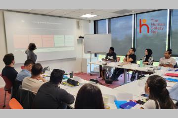 Dans une salle de classe chez Generali, l’intégration reprend vie — ENT.RE, un programme où l’entreprise devient un pont