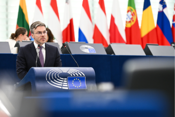 EXCLUSIF - Une « croisade politico-idéologique contre les ONG » est en cours au Parlement européen, dénonce l’eurodéputé Thomas Pellerin-Carlin