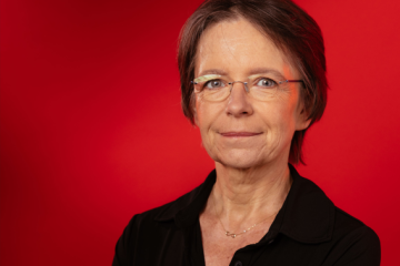 Vent réactionnaire, subventions et dons en baisse : « Autant d'obstacles à la lutte contre le VIH » alerte Sidaction