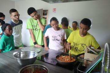 Éducation alimentaire : donner à chaque jeune les clés pour mieux manger
