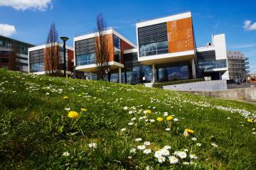 La collecte des bibliothèques de l'Université Versailles-Saint-Quentin progresse