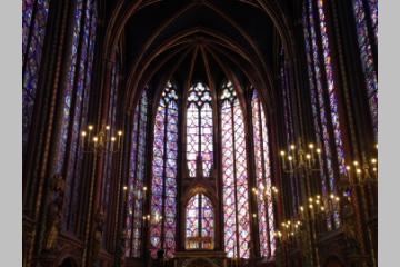 Le mécénat des Fondations Velux illumine la Sainte-Chapelle