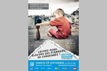 Handicap International : devenez bénévole pour la Pyramide de chaussures de Lyon