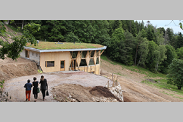 Une inauguration prometteuse pour le gîte-auberge de l'Atre de la Vallée (68)