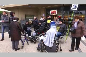 Mobilisation des associations de handicapés pour réclamer plus d'accessibilité