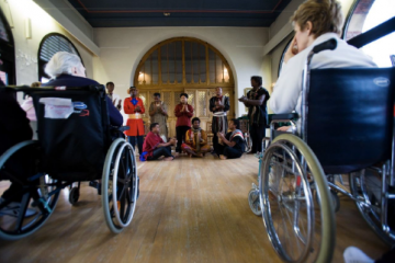 Pauses musicales avec Tournesol à l’hôpital du Vésinet