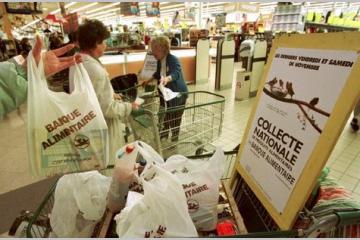 Collectes alimentaires : Carrefour et le Secours populaire français partenaires