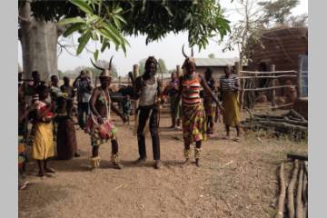 Inauguration de Poulaillers Traditionnels Améliorés au Togo, en pays Tamberma