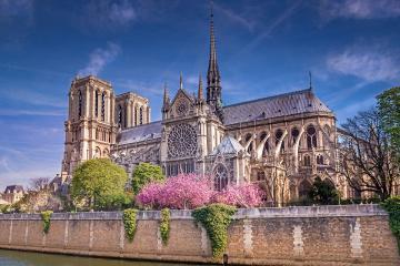 ENGAGEMENT DE SOCIÉTÉ GÉNÉRALE POUR AIDER À RECONSTRUIRE NOTRE DAME