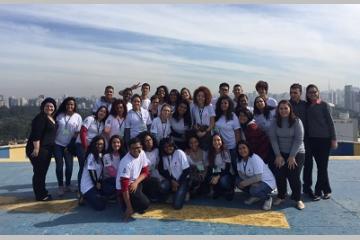 Unibes, former des jeunes des favelas de São Paulo aux métiers de l'hôtellerie